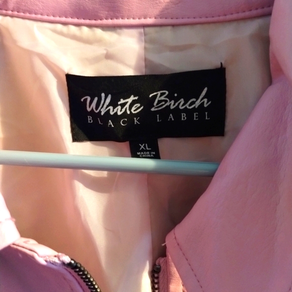 White Birch NWOT Black Label Lilac Bomber Jacket - Picture 4 of 4